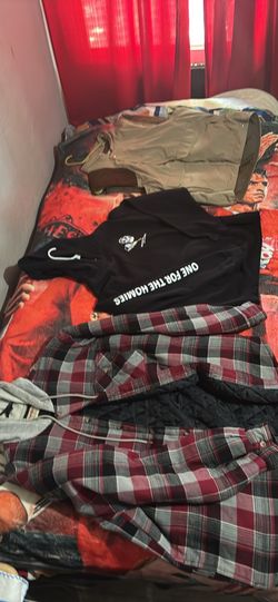 Mens hoodies and sweaters