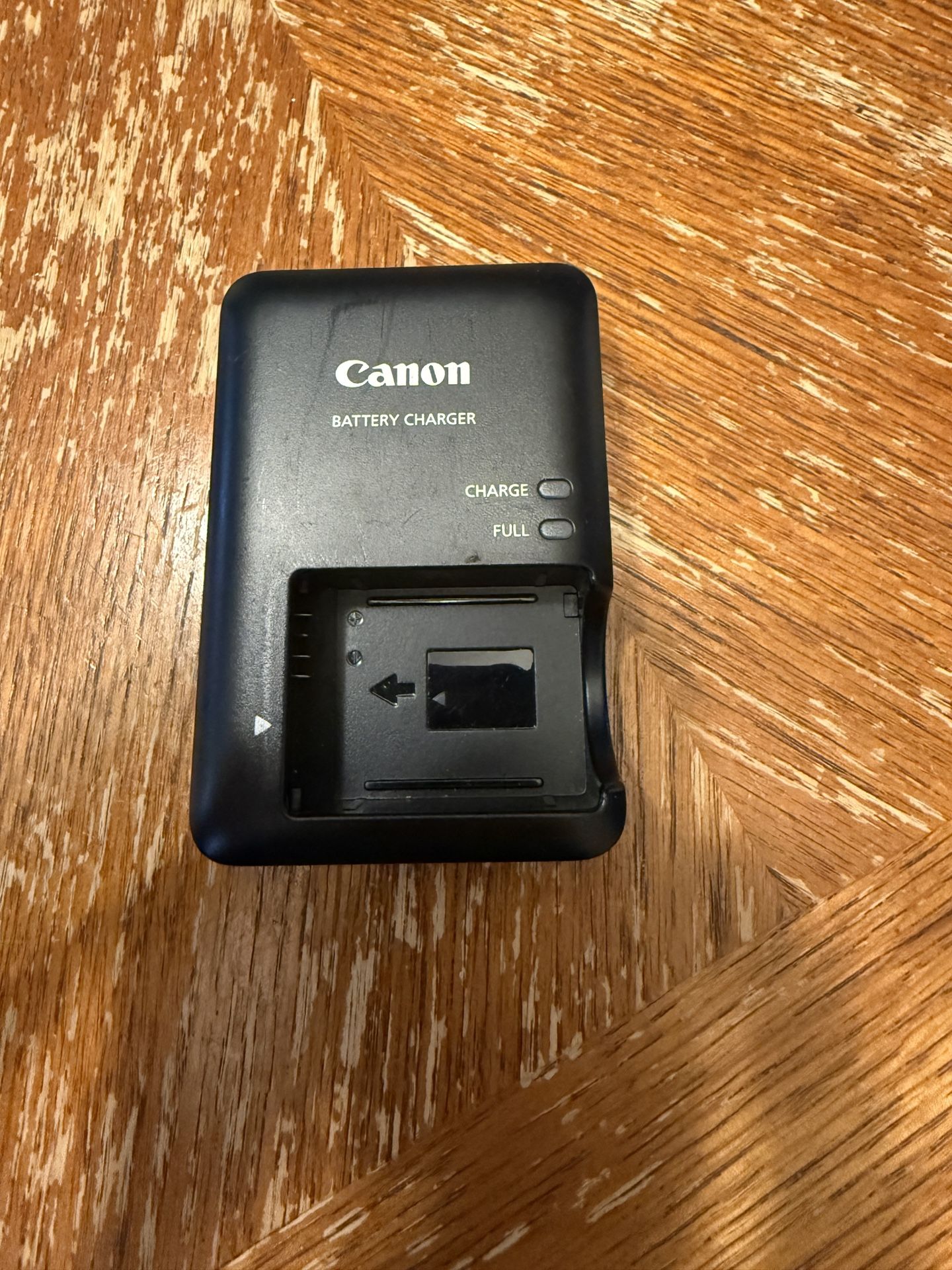 Canon CB-2LC Battery Charger