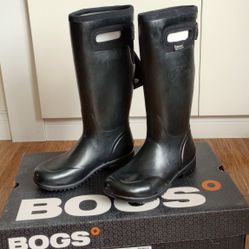 NEW Bogs Boots - Women's Size 7