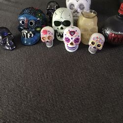 Decorative Skull Candle Holders. 