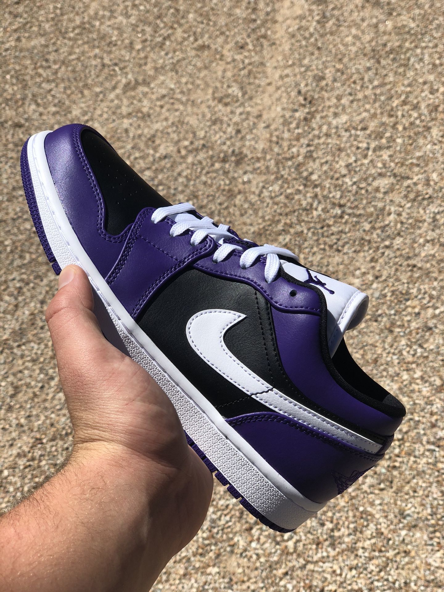 Jordan 1 low court purple