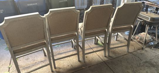 Free Chairs