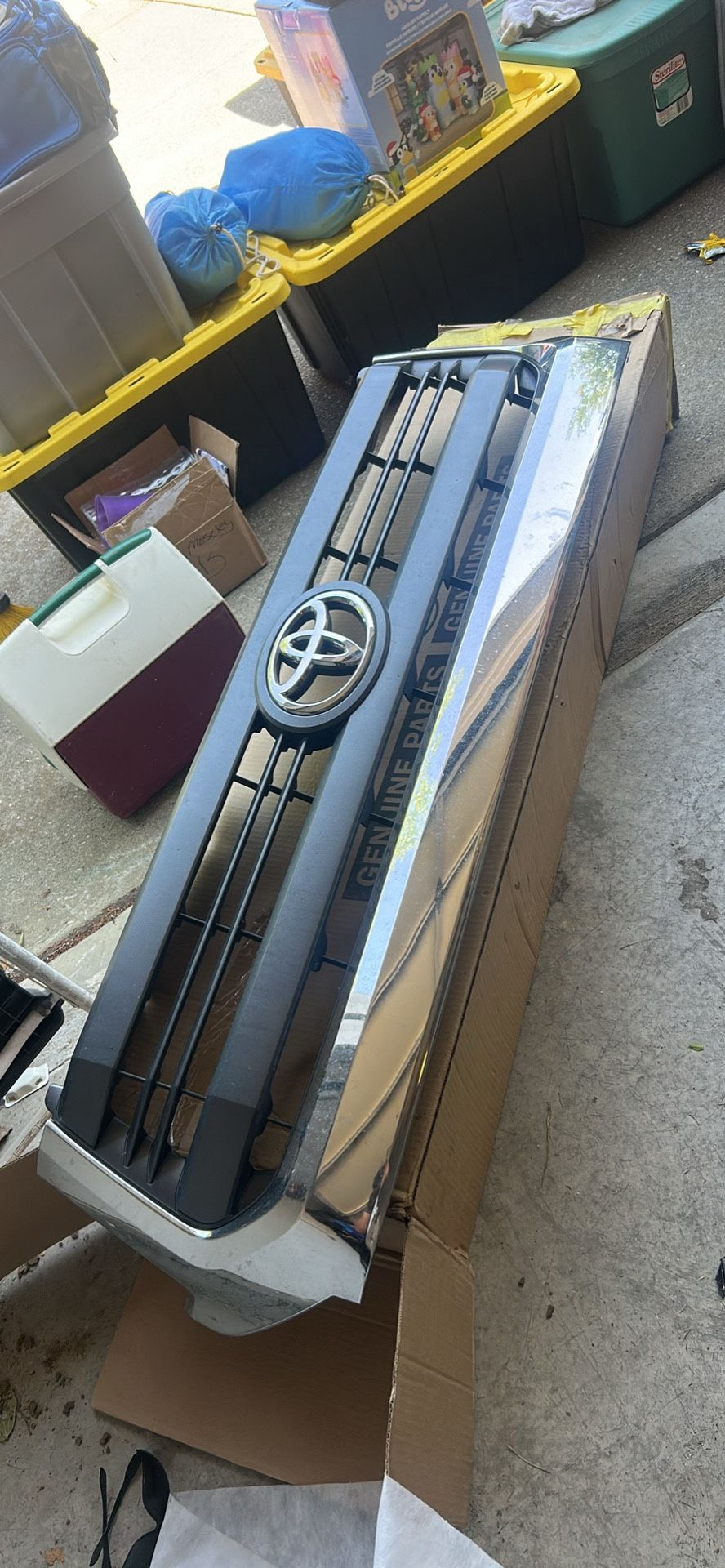 2015 Toyota Tundra Grill