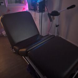 Electric Facial Bed Need Gone Today!!!