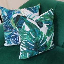 2 Green Decorative Cushions