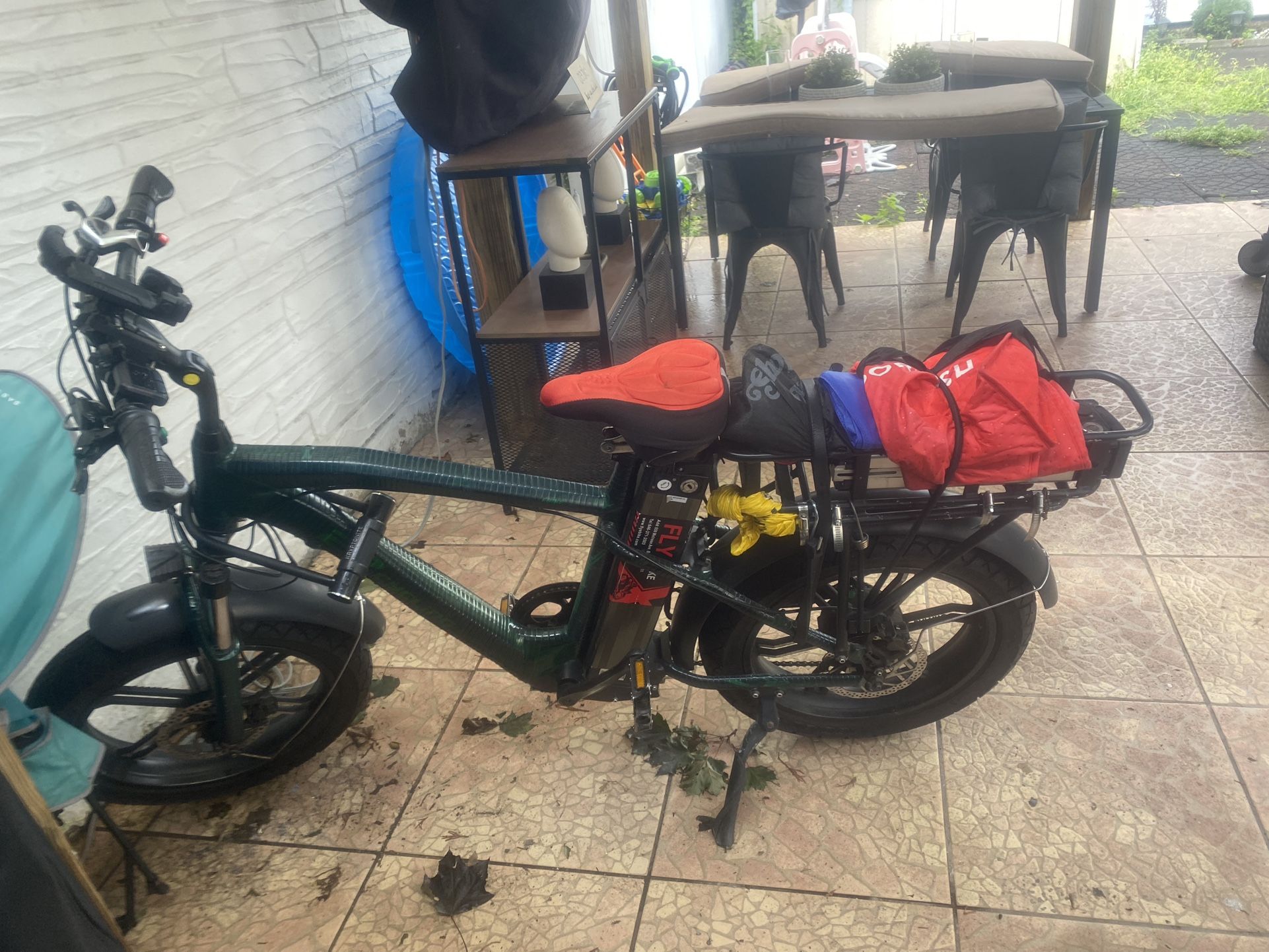 BAFANG Electric bike W/ 2 lithium batteries