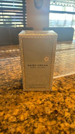 Marc Jacob’s Daisy Dream 