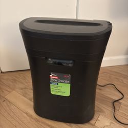 12 Sheet Crosscut Paper Shredder