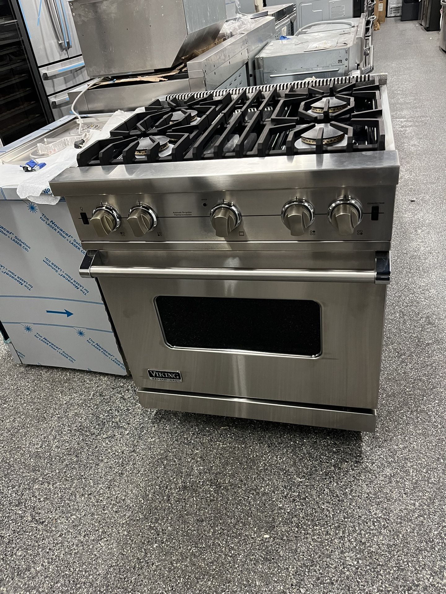 Viking Professional Stainless Steel 30” Gas Range Stove 4 Burners
