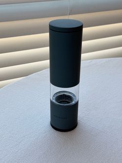 LARS NYSØM Salt or Pepper Ceramic Manual Grinder