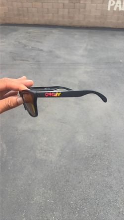 Oakley sunglasses