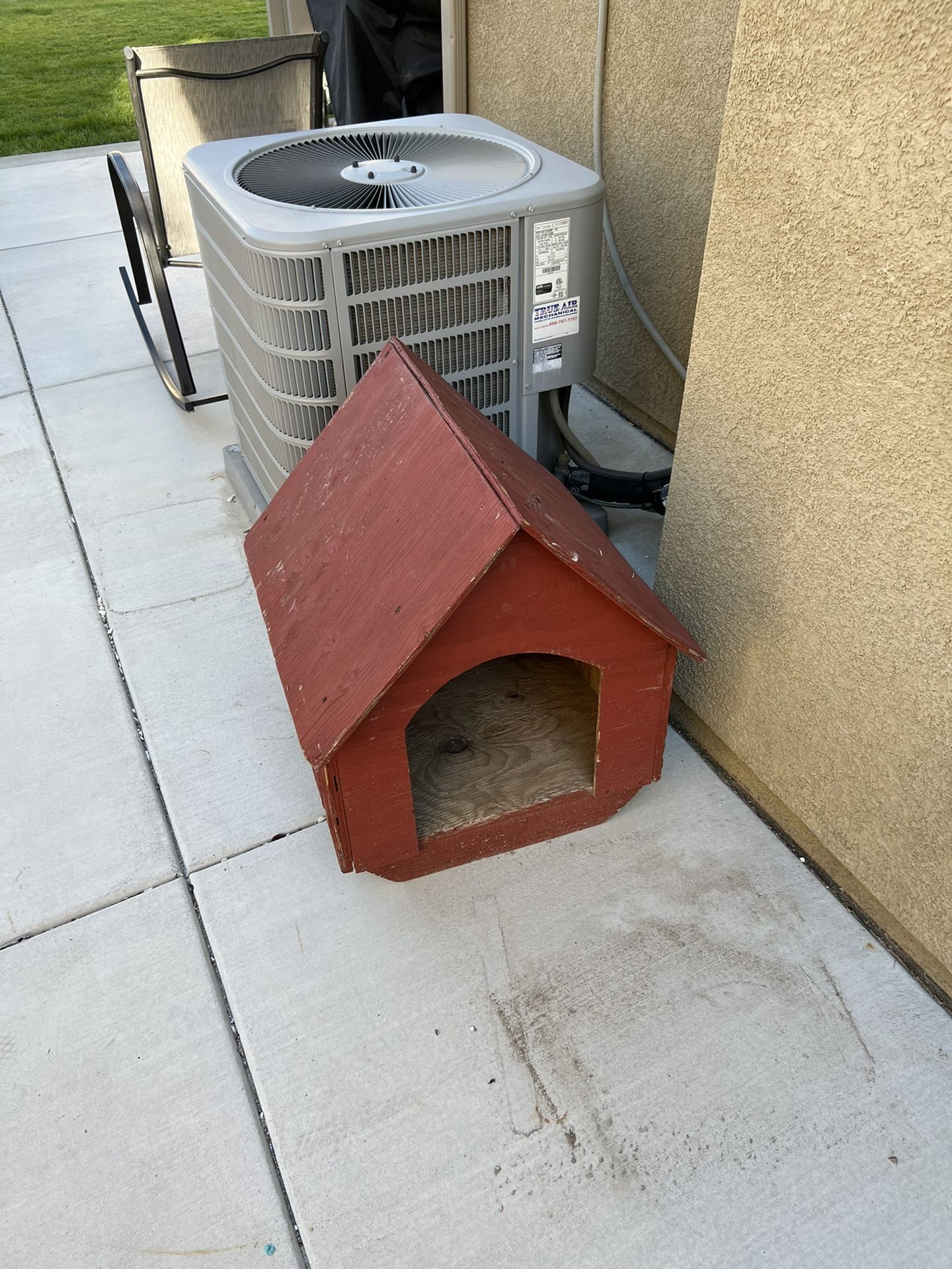 Outside Dog House 