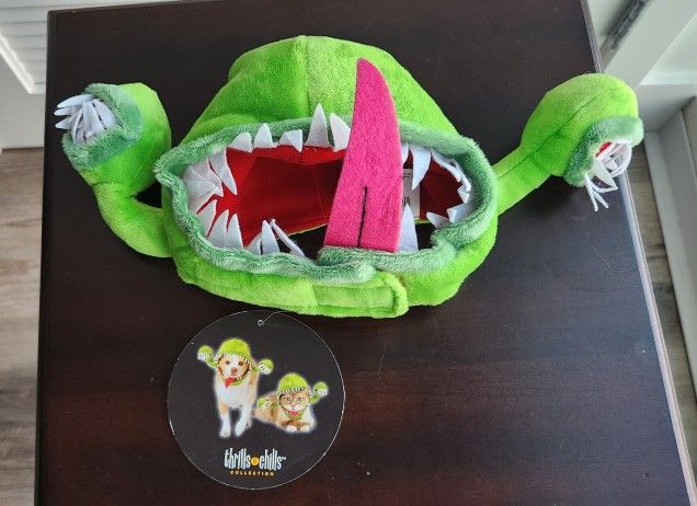 Small Pet Cat Or Dog Halloween Costumes