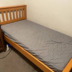 Twin Bed & Mattress  Included 