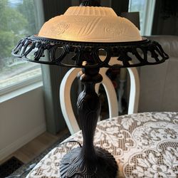 Beautiful Antique Style Lamp