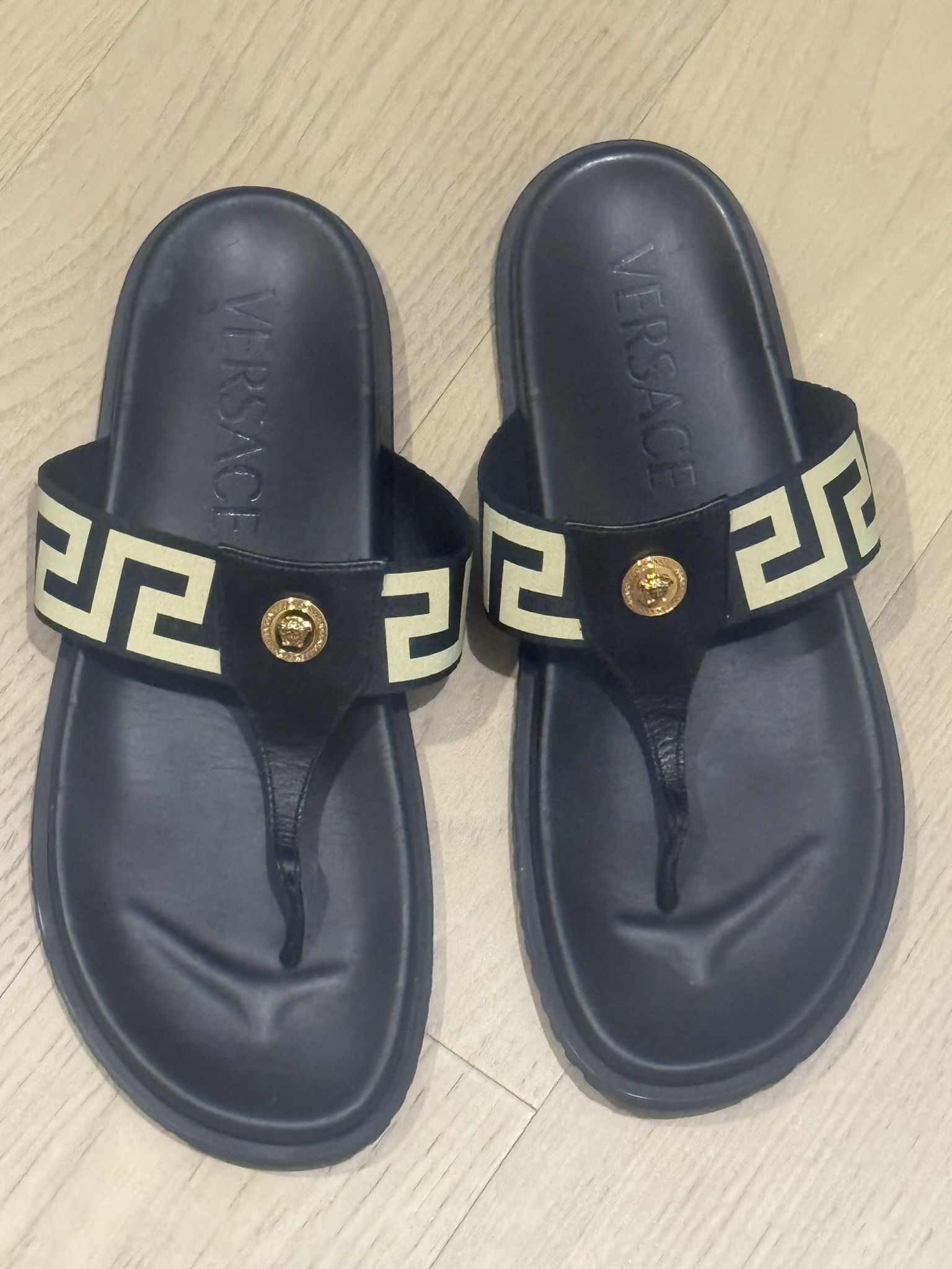 Leather Sandals Versace Medusa Thong Sandals VERSACE SHOES BLACK
