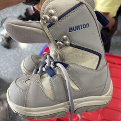 Burton Snowboard Boots Youth 13