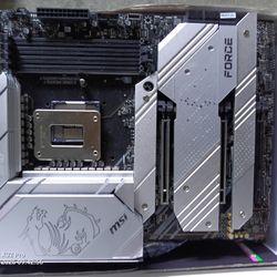 MSI MPG Z690 Edgvve Motherboard