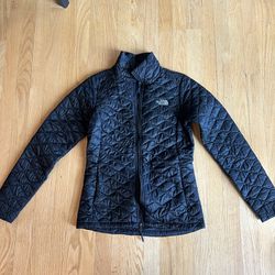 Women’s North face Thermoball Jacket