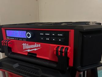 Milwakee Radio
