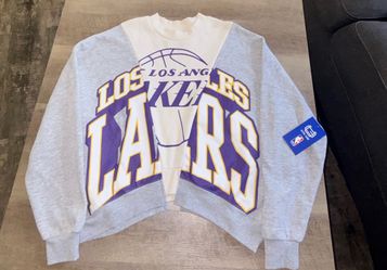 Lakers sweatshirt