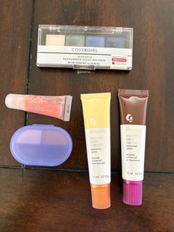 New Clinique Eye Shadow/ Glossier Lip Balm