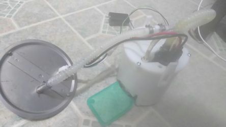 05 Ford Escape Fuel Pump