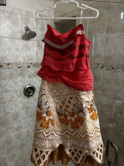 Little Girl’s Dress