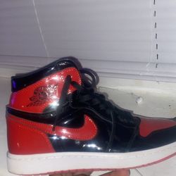 Jordan 1 OG BRED