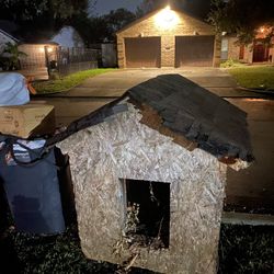 FREE Sturdy Dog House, NEED GONE TODAY!!