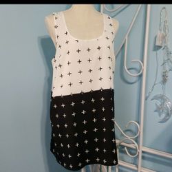 Monochromatic Tunic