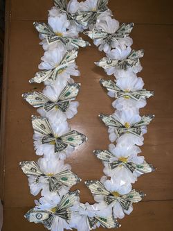 Graduation money lei