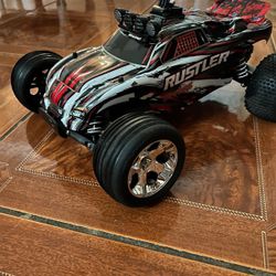 Rustler Traxxas