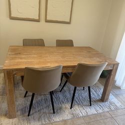 Dining Table And 4 Chairs 