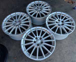 18” OEM Factory Silver Wheels Land Rover Velar Evoque