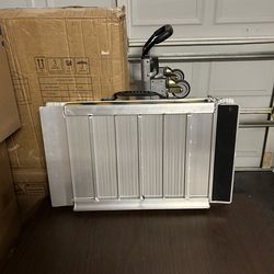 $30  2FT Portable Wheelchair Ramp