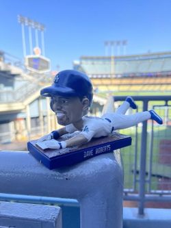 LA Dodgers Dave Roberts Bobblehead
