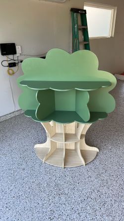 Book tree for kids