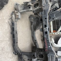 2013 Hyundai Front Genesis Crossmember/Subframe