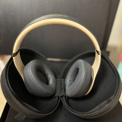 Beats Studio 3