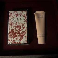 Gucci bloom gift set