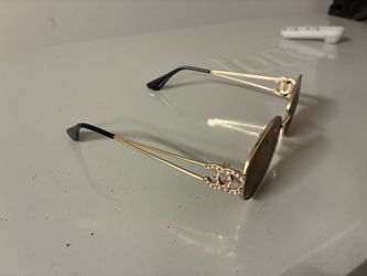 Boutique sunglasses barely worn