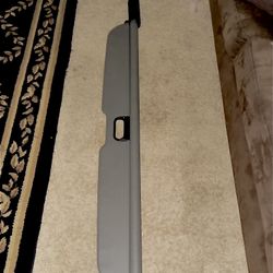 2000-2006 Suburban & Yukon XL & Escalade ESV Cargo Cover