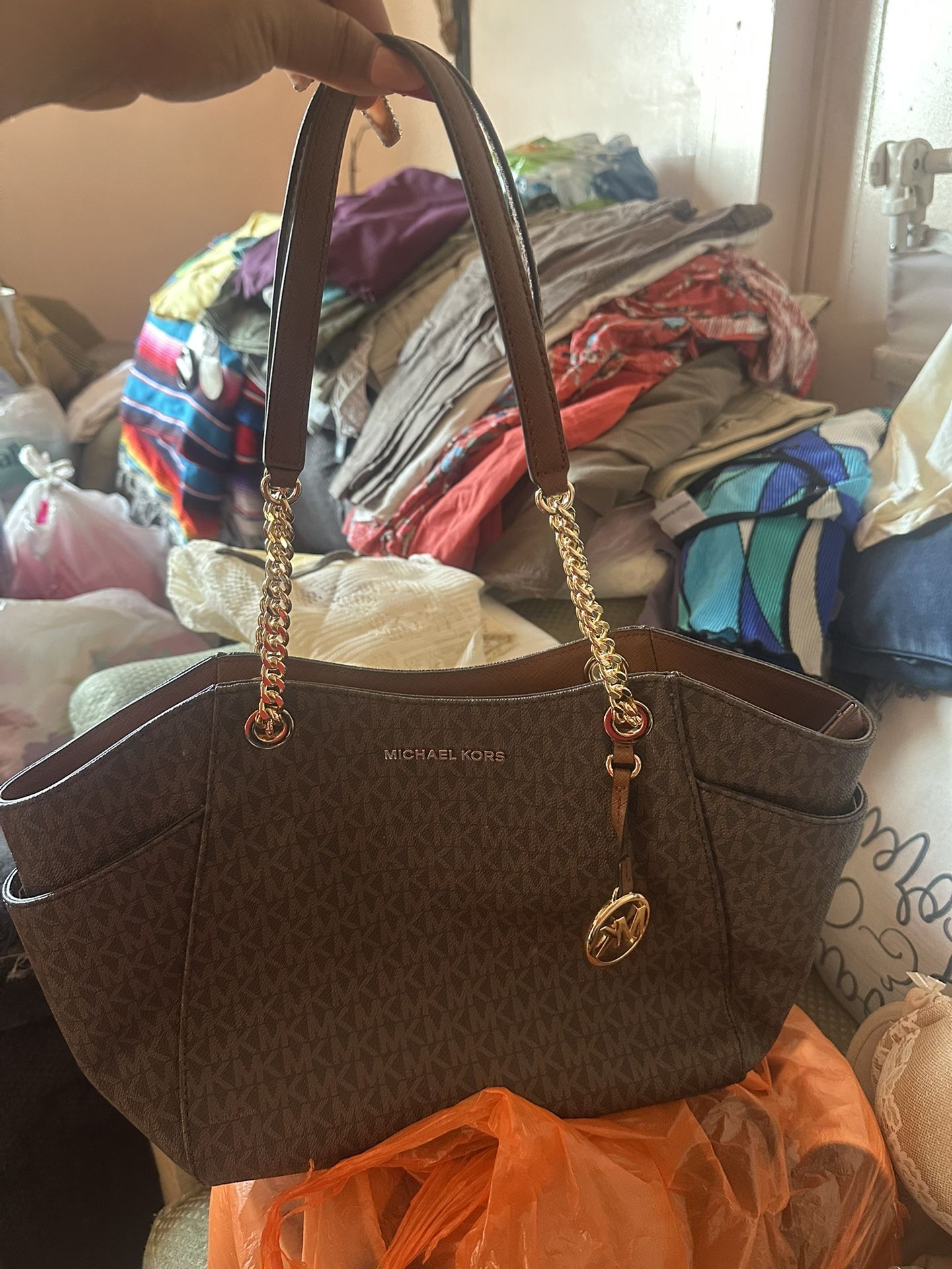 Michale Kors Hand Bag