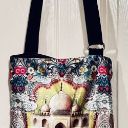 Unique Shoulder Bag with Taj Mahal Design.  $10