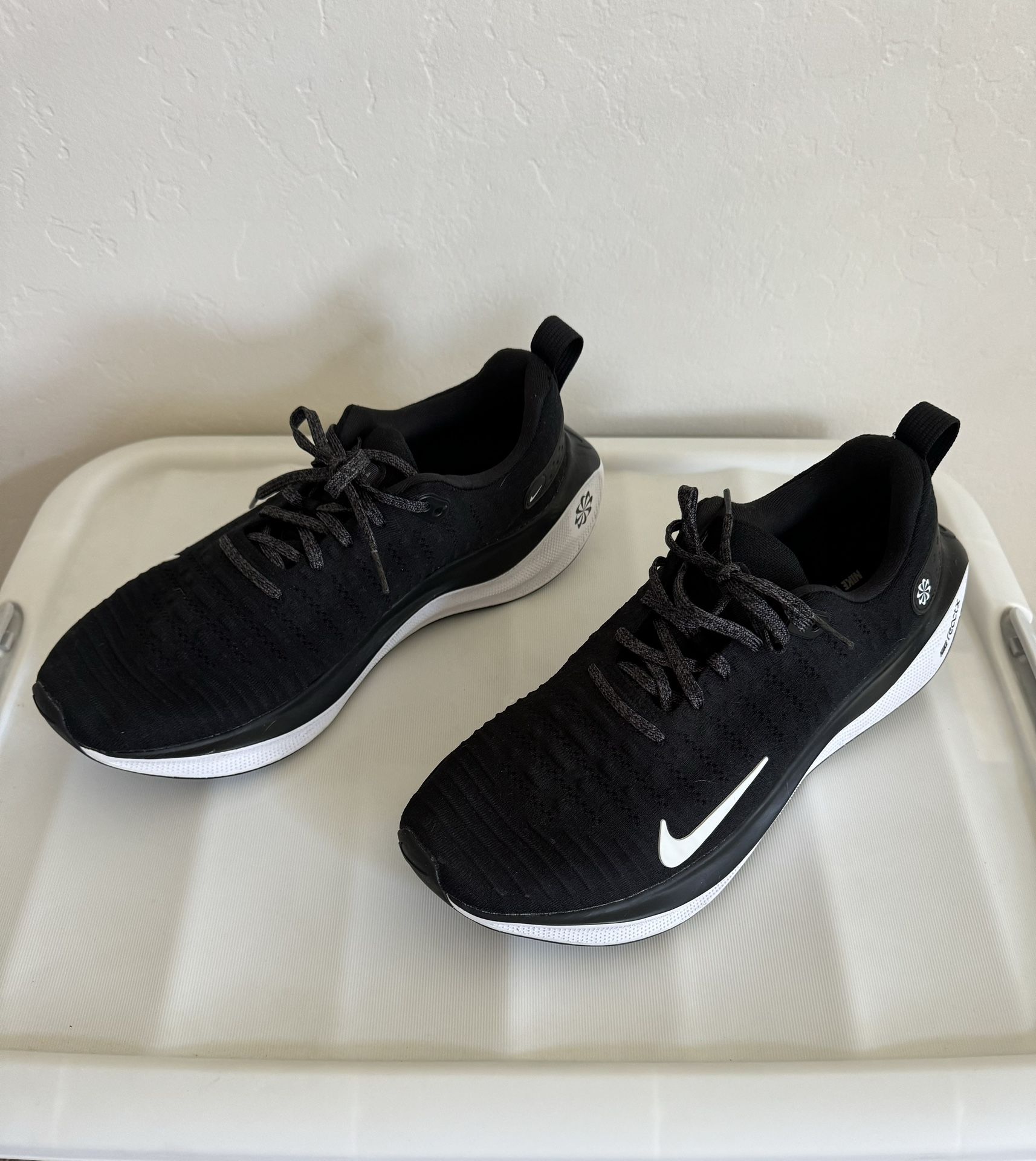 Nike Men’s Shoes- Infinity Run