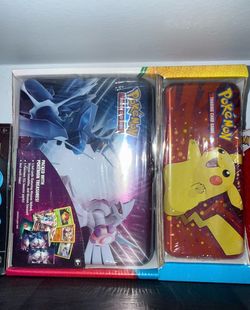 Pokémon Collector's Chest Plus Pencil Case