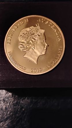 2019 P Gold Coin from Australia for the Lunar Year of the Pig, brand new in its little case!