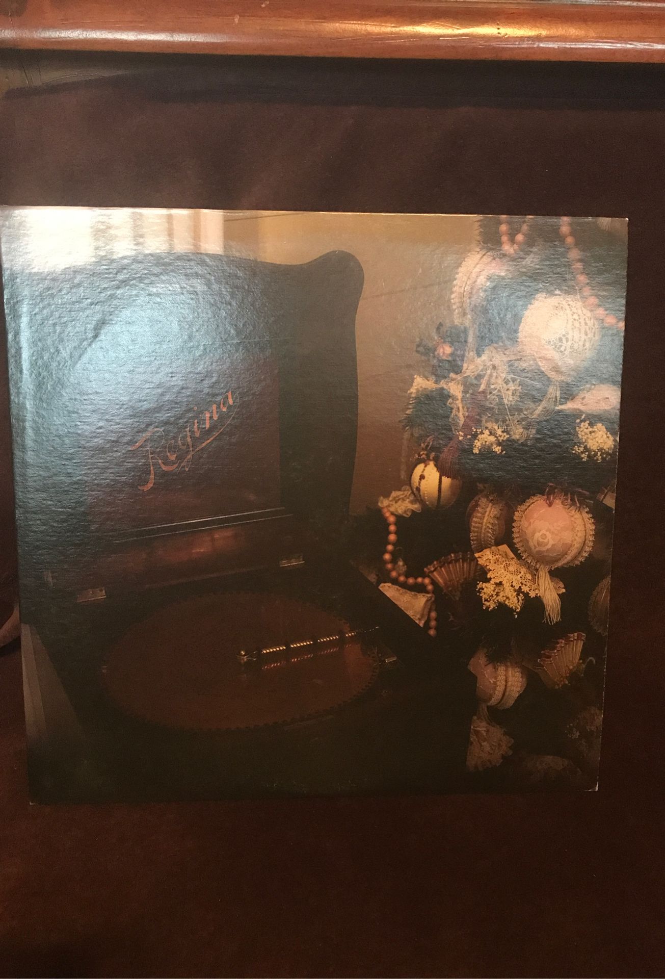 Regina happy holidays vinyl