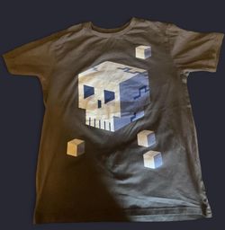 Grey and white Minecraft skull shirt 